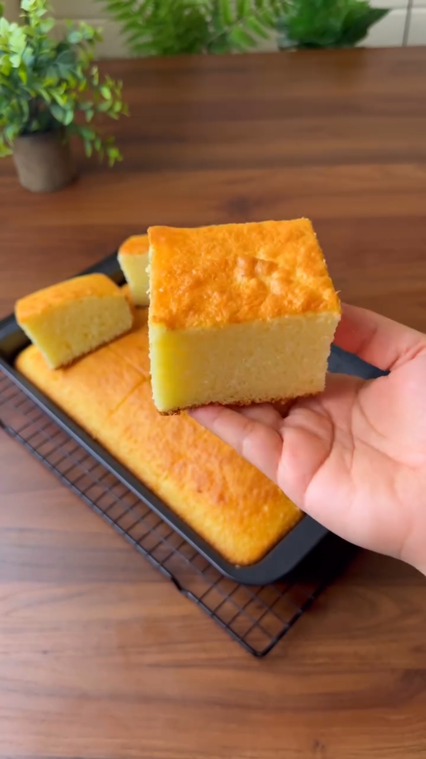 وداعاً لفشل الكيك ! من اليوم هتعملوا أنجح كيك برتقال سريع فالخلاط ف ٥ دقايق مع سر لونها الفاتح وهشاشته وارتفاعها 👌 #dessert #cake #cakevideo #كيك #كيكة #FoodTok #food #tik_tok 