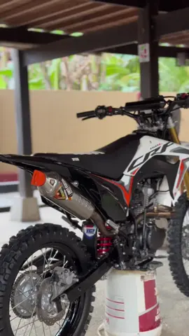 #padahariini #crfsulawesi #crfsulsel #crfspekgorila #crfganteng #crf150trabas #crfboreup68 #adventuretime #modetrabashedonfyp #masukberandafyp #fypシ゚viral #fypシ゚viral🖤tiktok #fypage #fypシ゚ #fypdongggggggg #fyppppppppppppppppppppppp 