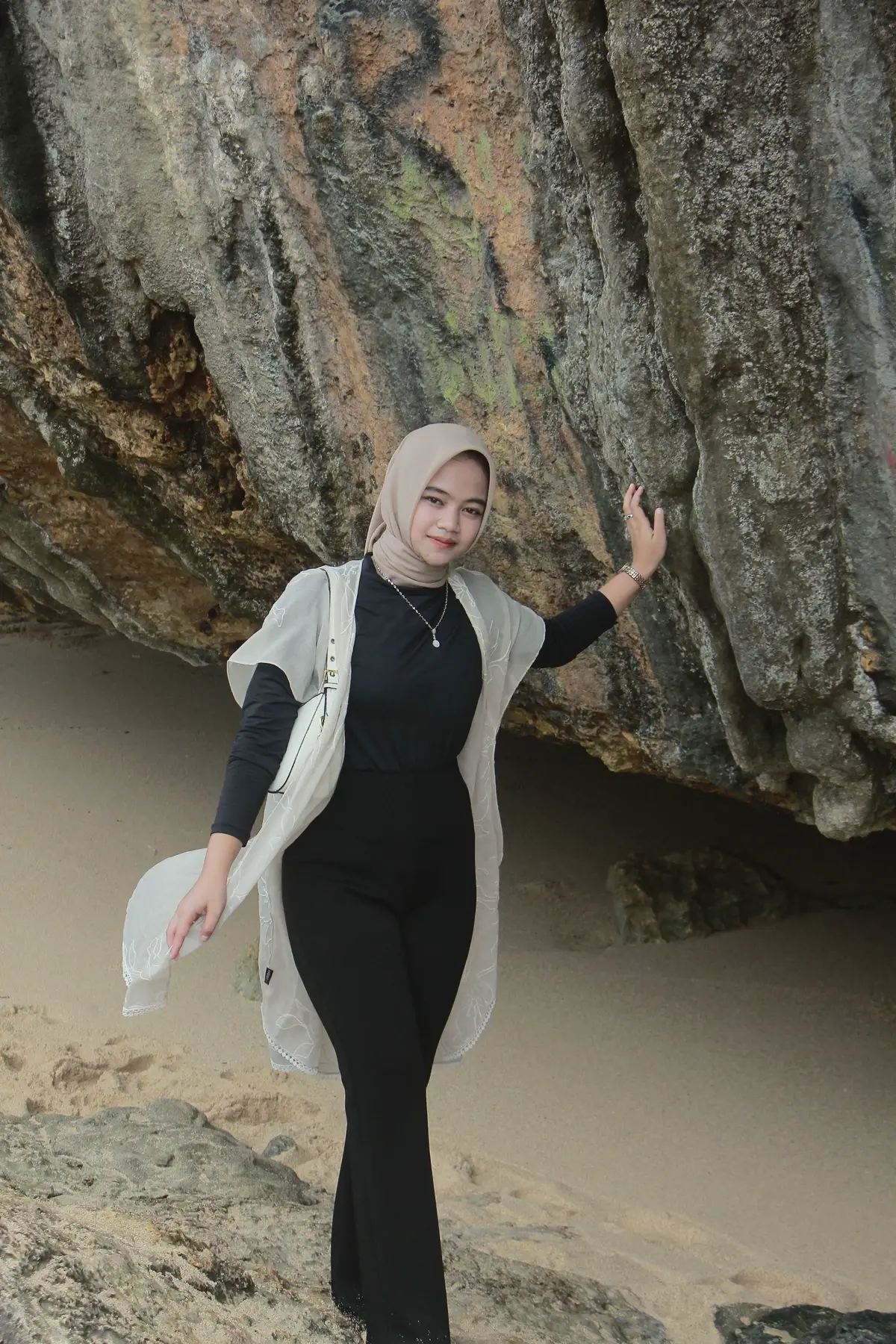 #xzyabc #pantaiwatulawang