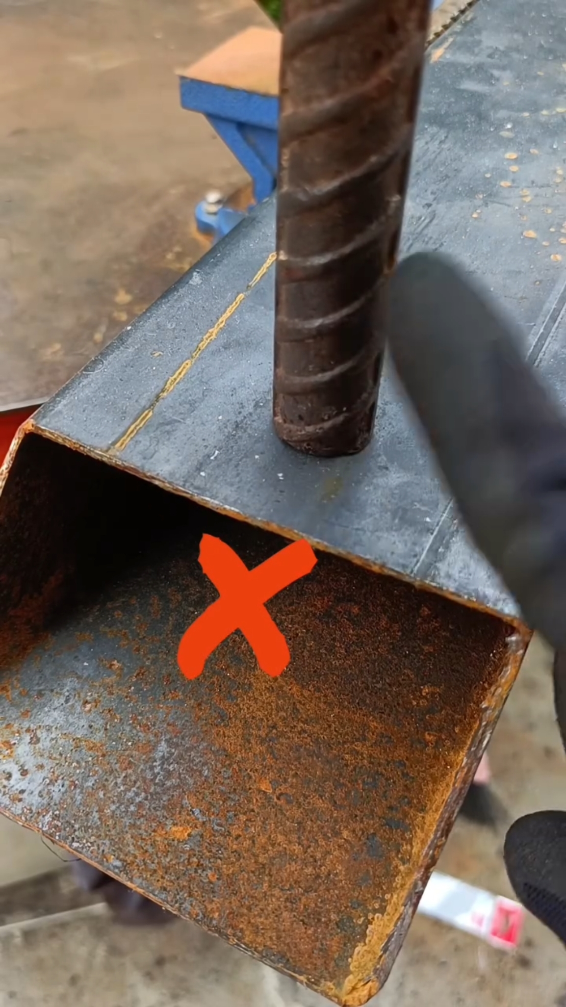 Welding techniques that beginners need to learn when welding metal rods and squares #welding #technique #Weldingcreativetools #welder #beginnerwelder #perfectweld #fabrication #DIY #howtoweld #weldingcreativetools #weldingtools #perfectwelding #weldingschool #weldernation #weldingtiktok #weldinglife #metalworking #thinmetal #weldingart #art 