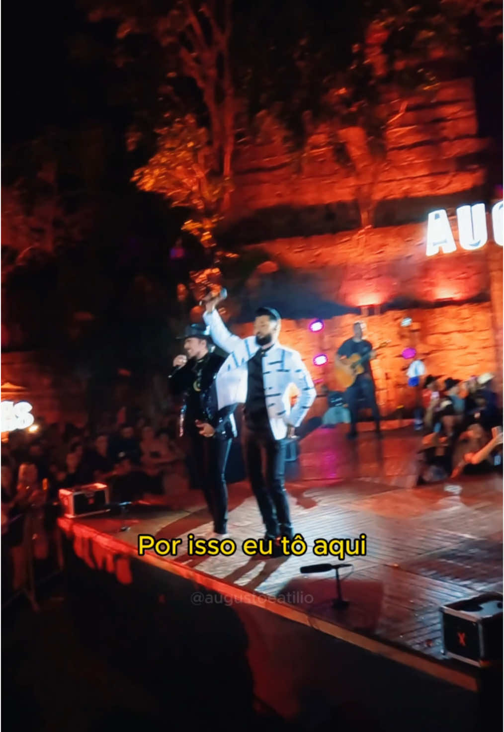 E se talvez eu já tiver viciado nessa moda 🔥  Bora dar o play no nosso novo pipoco. #augustoeatilio #sertanejo #musicasertaneja #usbrutu #bebimdasilva #diegoearnaldo #sertanejo #fyp #roca #viral #musicalegendada 