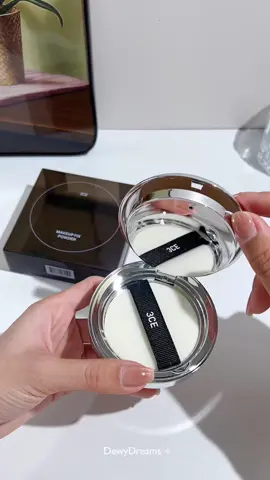 Flawless and shine-free 🙌🏻✨ 3CE Fix Powder #SoftMedium is my new go-to for a natural, smooth finish! @3CE  - Use code [TPPR168] on @YesStyle for $ off . . . . . #3CE #MakeupFixPowder #SoftMedium #FlawlessSkin #ShineFree #MatteFinish #MakeupLover #KBeauty #MakeupMustHave #SmoothFinish #NaturalLook #SetAndSlay #DailyMakeup #foryoupagе #everyone 