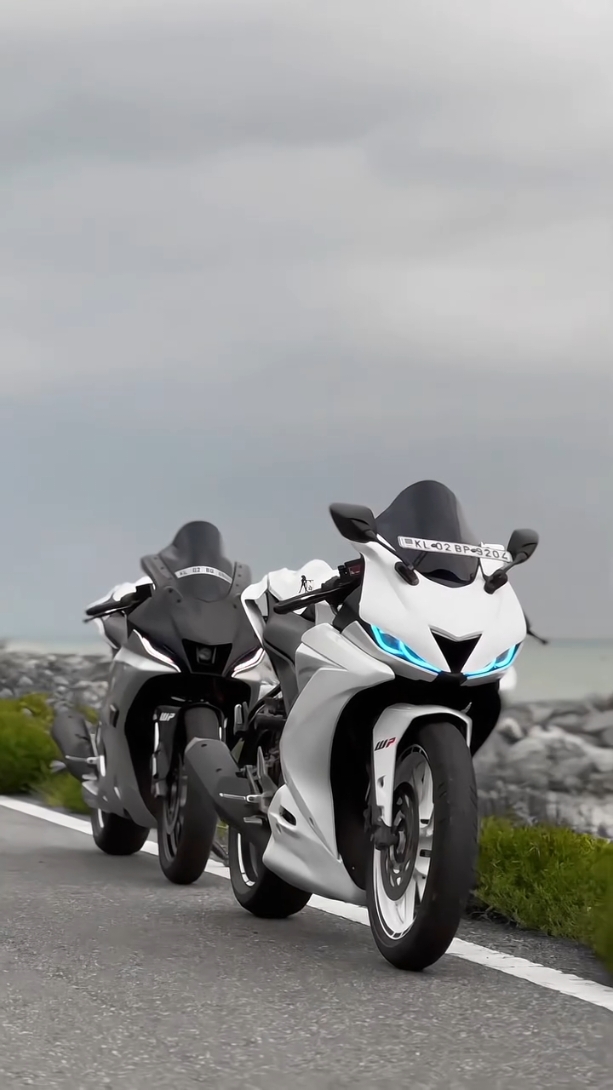 Every boy's emotion 😍😍#foryou #bikelover #r15v3 #newtrend #trending #vairalvideo #bdtiktokofficial #support_me #unfrezzmyaccount #gowmyaccount🙋🔥 #foryoupage❤️❤️ 