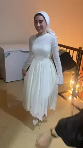 First look with ur lifetime sisters hits different i swear💖💖💖💖 #foryoupage #Love #engagement #bride ٠#foryou #fyp #mcdreamy #fiancé #حكايات #