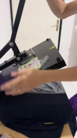 #kaosoversize #kaosunisexkekinian #kaos #fyp #kaosmurah #kaosdistro #kaosviral #dtf #dtfprinting #kaoswanita 