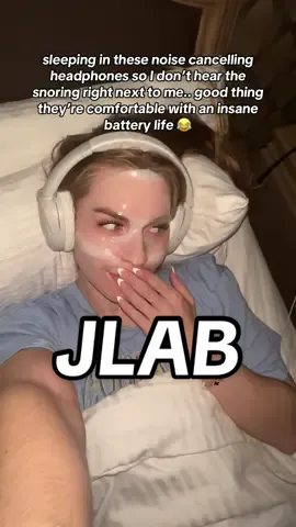 Gotta love sharing a hotel room 😂❤️ @JLab #jlab #jlabheadphones #headphones #headphonesrecommended #headphones🎧 #noisecancelling #noisecancellingheadphones #tiktokshopblackfriday #tiktokshopholidaydeals #tiktokshopcybermonday #blackfriday #cybermonday 