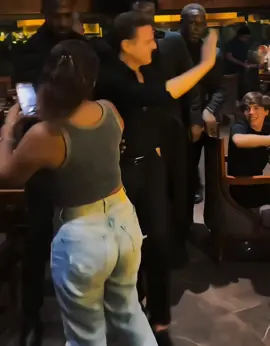 BIENVENIDO A ACAPULCO LEYENDA !! ARRIBA ACAPULCO 👏🏻🇲🇽  #LuisMiguel #luismiguelfans #luismiguelconcert #LuisMiguelOfficial #luismiguel2024 #Acapulco 