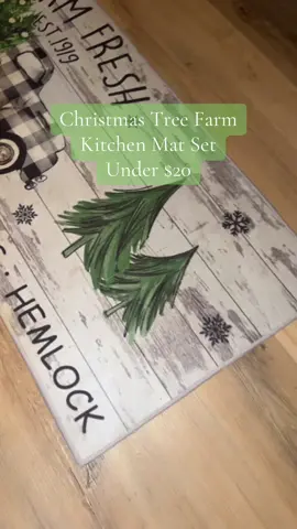 I love these christmas tree kitchen matts! #christmastree #christmastreefarm #christmasdecor #kitchenmat #homedecor 