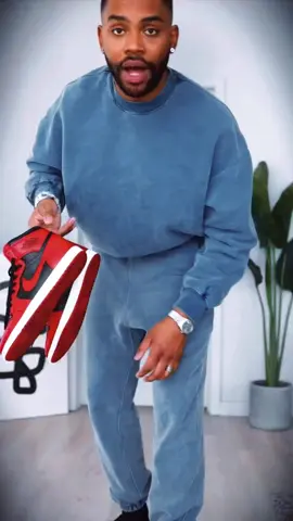 Air Jordan 1 simple outfit. Fashion is how you dress to suit the style. Casual outfit only #fyp #casualoutfits #airjordan1 #outfitsideas #tiktokfashionoutfits #fashion #menwear #trainers 