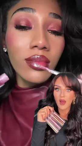 @Fleeky Friday - this is what i expect from GLITTER GLOSSES!!!😍😍😍 @Christian Chanel #glittergloss #makeup #beauty #glitter #greenscreenvideo 