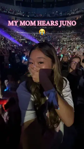 she was so confused😭