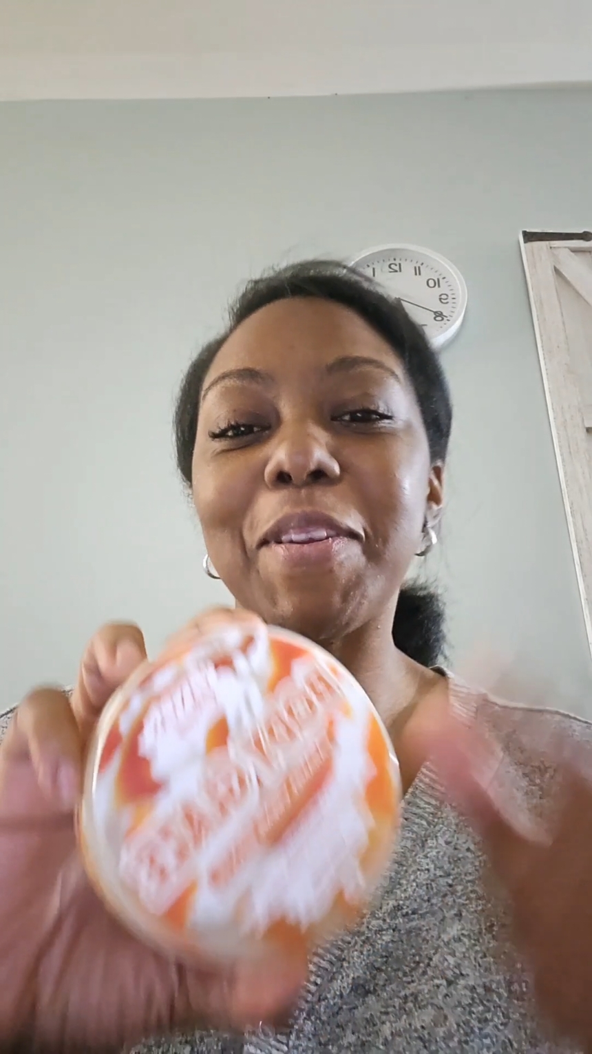 Holiday scents body glaze #canvasbeauty #bodyglaze #tiktokshopbeauty 