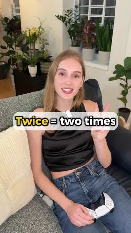 Thrice is a fancy way of saying “three times”, but most people don’t use it anymore 😊  #ariannitalagringa #englishwithariannitalagrina #learnenglish #english #englishteacher #mexico #venezuela #colombia #china #japan #korea #india #argentina #chile #humor #comedy #fun #funny 