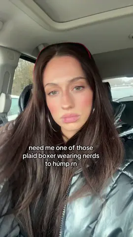 ikkk yall know what im talkin bout #plaid #boxer #nerd  
