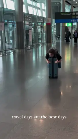 benson boone in an airport #bensonboone 