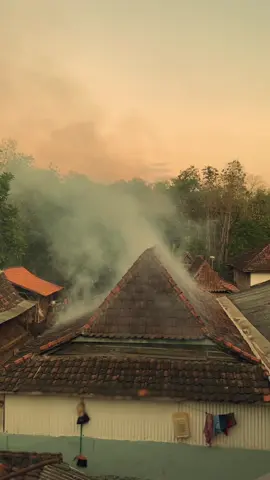 #mentahan #mentahanvideo #videoaesthetic #aestheticvibes #fyppppppppppppppppppppppp #fypage #tiktokafiliate #vibess #argoritmotiktok #vibess  #kampung #krtshoot 