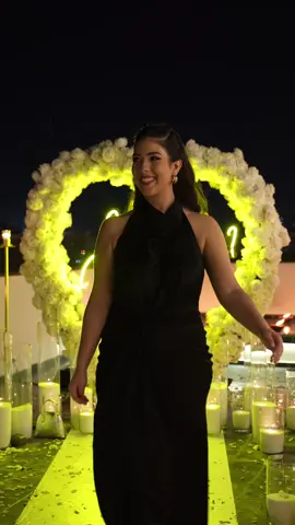 Hier, j’ai vécu beaucoup d’émotions en accompagnant Houssam , que vous connaissez tous, mon ami proche, mon petit frère de cœur, lors de sa demande en mariage. J’ai ri, j’ai pleuré, et je n’arrive même pas à décrire ce que j’ai ressenti. C’était un moment unique, rempli de bonheur et de fierté. Je suis tellement heureuse de le voir commencer ce nouveau chapitre. 🖤#pourtoi 