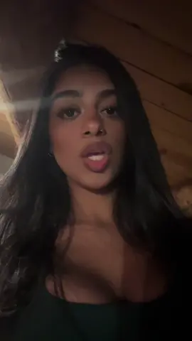 nd the crowd goes mute