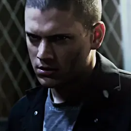 Fly safe papi #michaelscofield #wentworthmiller #prisonbreak #netflix #needthat 