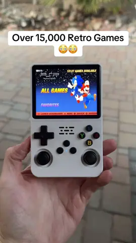 Amazing how many games are on this one device! #retrogaming #retrogames #handheldgaming #gaming #games #classicgames #tiktokshopblackfriday #tiktokshopcybermonday #christmasgiftideas #tiktokshopholidayhaul #ttsdelight #giftguide 