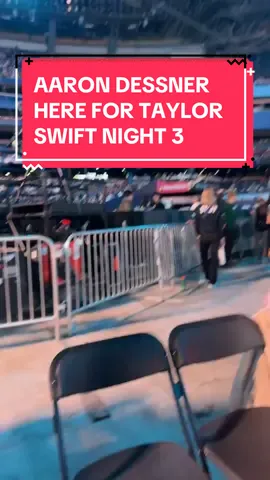 Aaron Dessner is in the house for Night 3 of Taylor Swift’s Eras Tour in Toronto  [via emmaabernierr/X]