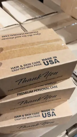 Step into our skincare paradise! 💫 All products are proudly made in the USA and come with FREE shipping! From glow-boosting serums to hydrating creams, we’ve got your skincare needs covered. 🇺🇸✨ #madeinusa #skincare #skincarewholesaler #wholesale 