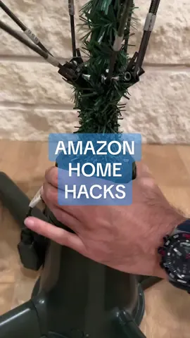Time to level up your tree game 🎄#amazonfinds #homehacks #christmastree #christmas #christmastiktok #salfinds #productreview #amazonmusthaves #hacks 