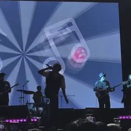 karir ini tak ad artinya #berdansalahkaririnitakadaartinya #hindia #crslconcert 