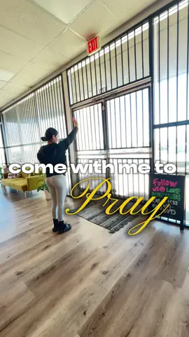 come along with me to Pray over my salon 🤍  #prayer #praying #salonlife #salonowner #salonownerlife #esthetician #beauty #beautylounge #aesthetics