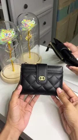 sobrang ganda and maraming compartments for id's #wallet #cardwallet #coinpurse #walletforwomen #seaglocawallet 