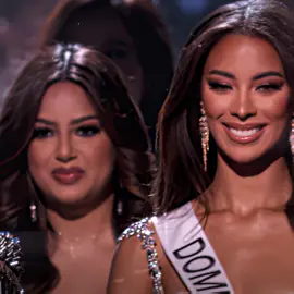 it looks so funny🤣 #missuniverse #mnia0 #edit #jwq_grp #4u #fyp