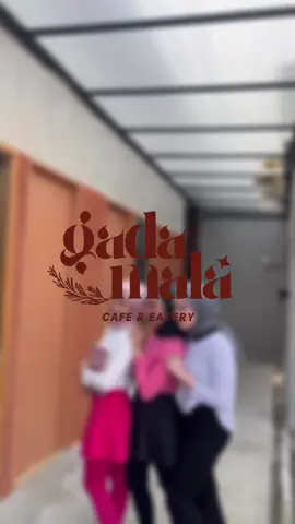 Today's morning Sip and Stretch bersama @Glow Club Jambi 🧘🏼‍♀️ #yoga #productive #weekend #grand #opening #cafe #fypシ #viral #jambi #aesthetics 