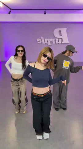 大人女子にはキオプ踊りやすいです😎💋 @KISS OF LIFE  #kissoflife #키스오브라이프　 #igloo_challenge #dance #kpopdance 