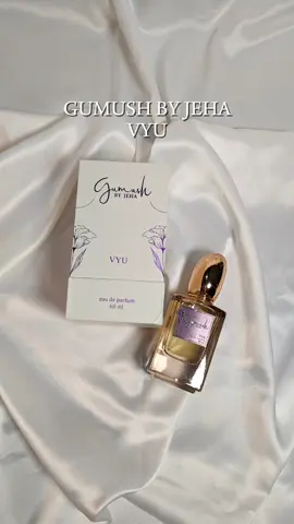 definisi parfum yang pertama kali nyium langsung jatuh cinta, emang di varian VYU se enak iniiii  #parfum #parfumviral #parfumtiktok #parfumereccomended #parfummurah #vyu #gumushbyjeha #fyp #fypage #fypp 