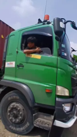 #drivertjpriok #indospeedlogisticgrup #drivermuda #putraPandeglang #tiktokviral #pyfツ #
