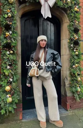UGG outfit #ugg #habits #vetements #outfitideas #mode #fashion #outfit #pourtoi #fyp #autumn #automne 