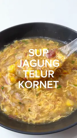 SUP JAGUNG TELUR KORNET !!!   Asli inii comforting polllll.  Masuk mulut lembut banget ini dahhhh , udah gitu kena manis dari jagung , gurih umami dari kornet nya , wangi juga dari bawang2 an , behhhhh mantap lah pokok nya apa lagi klo makan nya pas hawa dingin hujan gt 🥹🥹🔥  INGREDIENTS  - 150 gr Jagung - 150 gr Kornet - 2 pcs Telur - 1 pcs Bawang Bombay - 5 pcs Bawang Putih - 1000 gr Air - 3 sdm Kecap Asin - 2 sdm Kecap Ikan - 2 sdt Kaldu Jamur - 2 sdt Gula - 1 sdt Merica Putih - 3 sdm Maizena ( larutkan air ) Klo mau dibanyakin kornet / jagung nya juga boleh banget Wajib koreksi rasa ya , pakai garam / kaldu aja Klo ditambah kecap asin ntar kuah nya makin gelap  STEP :  1. Tumis bombay hingga wangi , masukan bawang putih 2. Setelah bawang wangi masukan kornet dan tumis lagi 3. Masukan air , lalu masukan jagung 4. bumbuin , dan setelah air mendidih , perlahan masukan telur sambil di aduk 5. Masukan larutan maizena untuk mengentalkan 6. Diakhir beri minyak wijen biar lebih wangi & sedap  SELESAI !!!! Beneran ini harus pol kalian coba ,  dijamin ga bisa berhenti nyruput ini sup dah 😍🔥  - #PyongMasak #PyongRecipe #ResepViral #MenuViral #ResepTiktok #MenuTiktok #ResepSimpel #ResepRumahan #Masakanrumahan #ResepNusantara #fyp #supjagungtelurkornet #supjagung #supjagungtelur #suptelur #resepsup 