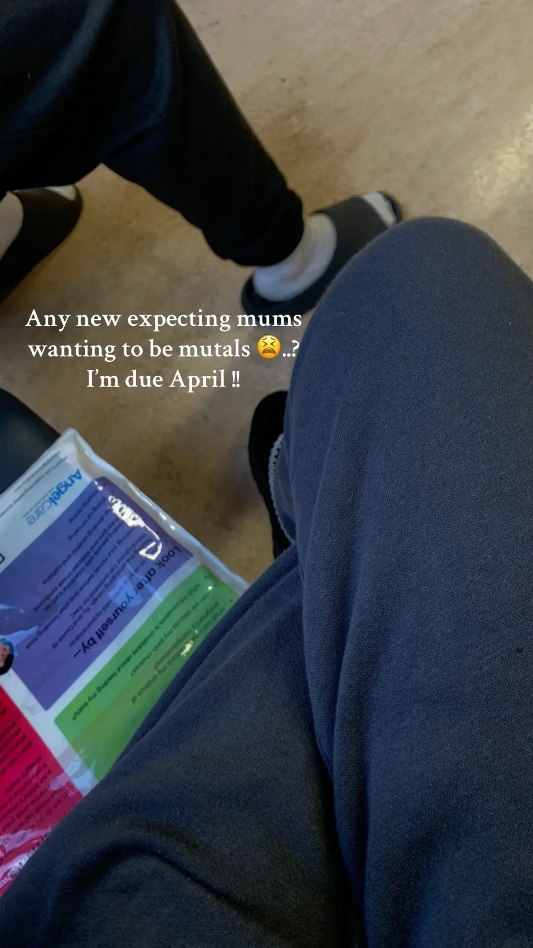 Whens your due date🩷🩵? #newmum#expecting#april2025#babygirl#teenmum#mutals#newmums#babygirl