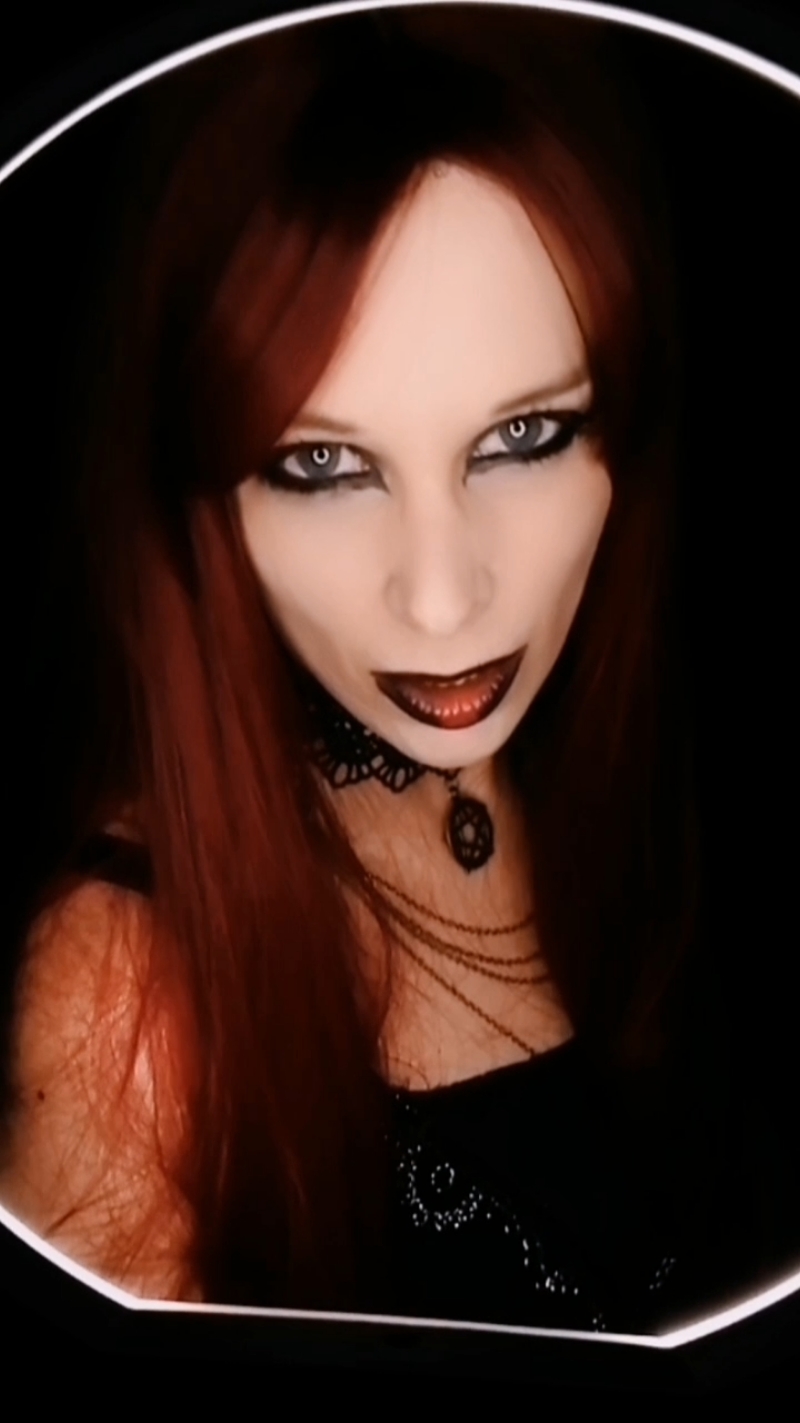 #HöllenEngel #altesongs #goth #gothicgirl #darkside #hellangelgoth #xxmeereexx #hoffeesgefällt 