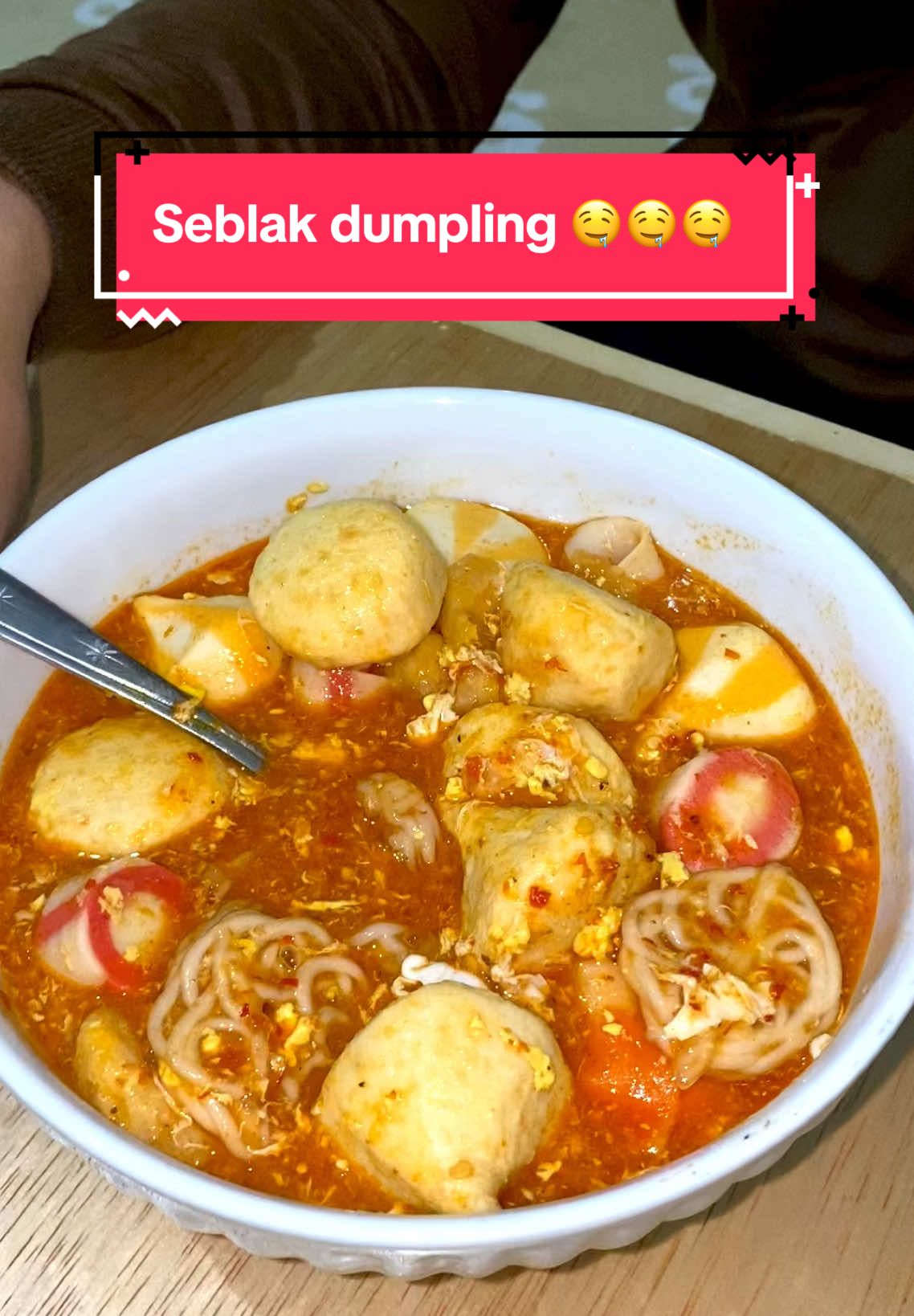 Seblak dumpling + kuah normal 🤤👍 #seblakpalembang #makananpalembang #kulinerpalembang #seblakviralpalembang #seblakprasmananpalembang #seblakviral #seblak #seblak #seblakviral #seblak #seblakprasmanan #palembang #seblakpalembang #makananpalembang 