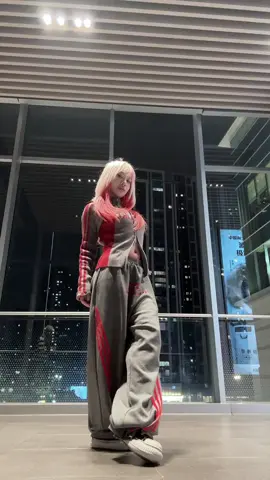 #girl #douyin抖音 #reels有毒 #dancechoreography #fypシ #viralvideo #dance #fyp #kpopfyp #xg #howling #ulz_dance0 