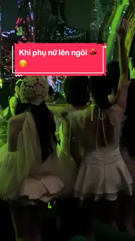 Khi hội chị em thât tình thì sẽ làm gì 🫣🫶💃#bar #xhtiktok #capcut #nhachaymoingay 