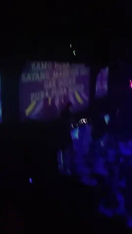 pecah kali dugem tadi malam membara sekali😎orang cilegon pasti tau tempat ini#dugem #duniamalam #partybarang #starqueenresto #karaoke 