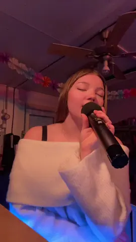Die with a smile 😝 #cover #singing #brunomars #ladygaga #diewithasmile #viral #foryoupage 