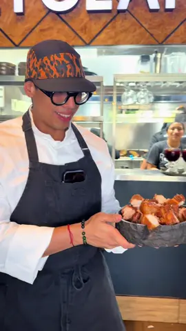 😂😂😂 todo puede suceder en estas cocinas de rukito, siempre perdiendo  📍ALBORADA: Lunes a Sabado: 12h30 - 23h00 Domingo: 12h30 - 22h00 📍URDESA: Domingo, Lunes, Martes, Miércoles: 12h30 - 22h00 Jueves, Viernes, Sábado: 12h30-23h00 📍Avalon Plaza “Aurora”: Domingo lunes martes miércoles 12y30 a 10 pm  Jueves viernes sábado 12y30 a 11 pm  📍MALL DEL SUR: Lunes a Domingo: 12h30 a 22h00 📍AVENTURA PLAZA Domingo, Lunes, Martes, Miércoles: 12h30 - 22h00 Jueves, Viernes,Sábado: 12h30- 23h00