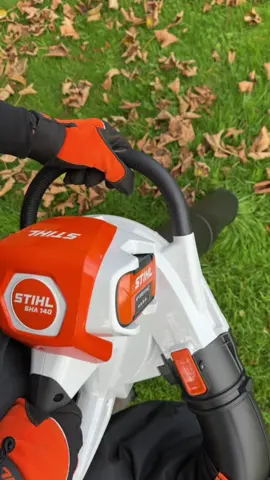 Is this the easiest way to collect fallen Autumn Leaves from your Lawn? #leaf #leaves #autumnfalls #lawncare #lawncarenut #fallingleaves #blowers #leafblower #sucker #lawnvacuum #gardentips #commercial #workshop #lawncareservice #gardentips #stihl #stihlmachines #suction #fallissues @STIHL TIMBERSPORTS® GB 