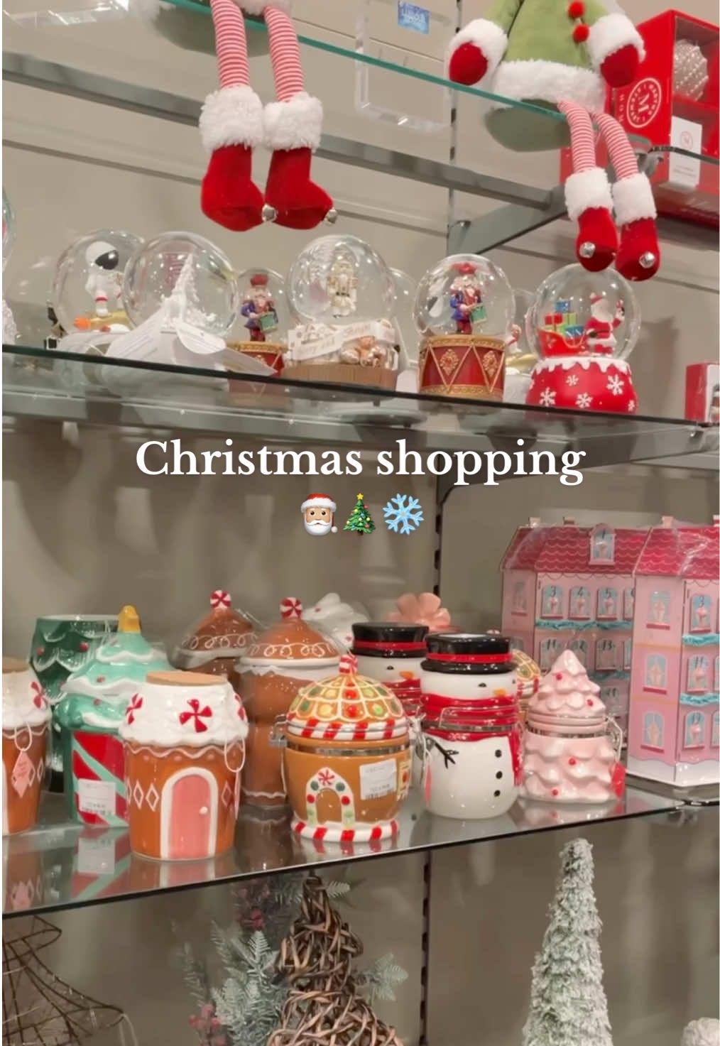 Come christmas shopping with me🎅🏼🎄 #christmas #shopping #christmasshopping #christmasdecor #Lifestyle #aesthetic 