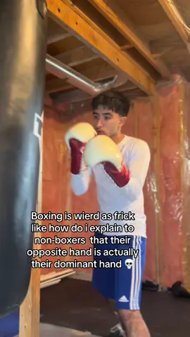 Weirdest thing to explain 💀 #boxing #yarka #boxingtok #boxersoftiktok #boxingmemes #fypシviral #mma #kickboxing 