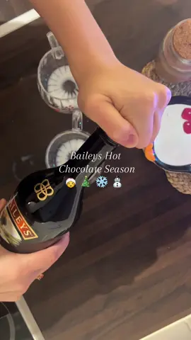 #baileys #baileyshotchocolate #christmas 