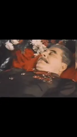 كلنا على هل طريق .  .  .  #ستالين  #جوزيف_ستالين  #stalin  #josephstalin  #الاتحاد_السوفيتي  #روسيا 